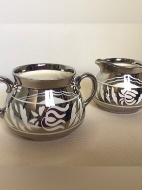 Gibsons antique english Silver-Tone Ceramic Creamer and Sugar set Floral Motif